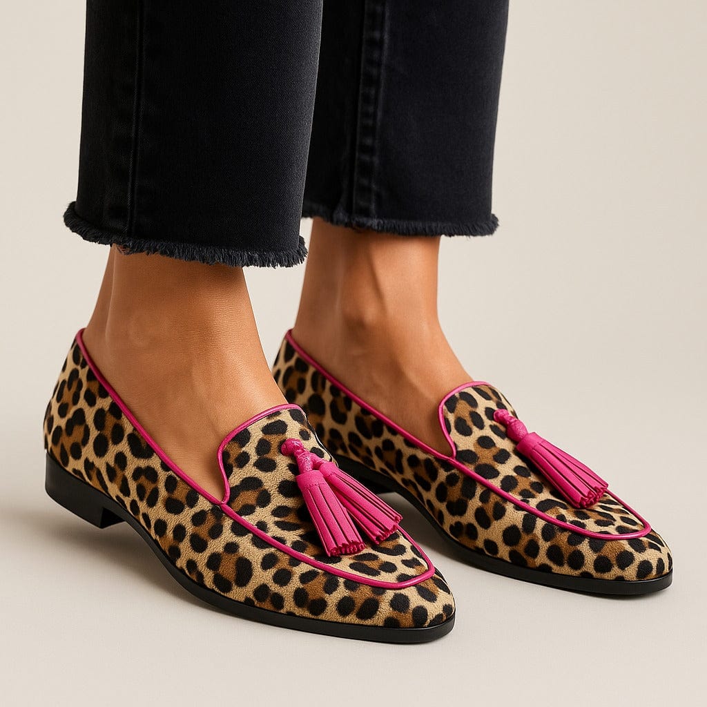 Women's fringe slippers with animal print upper and pink tassels