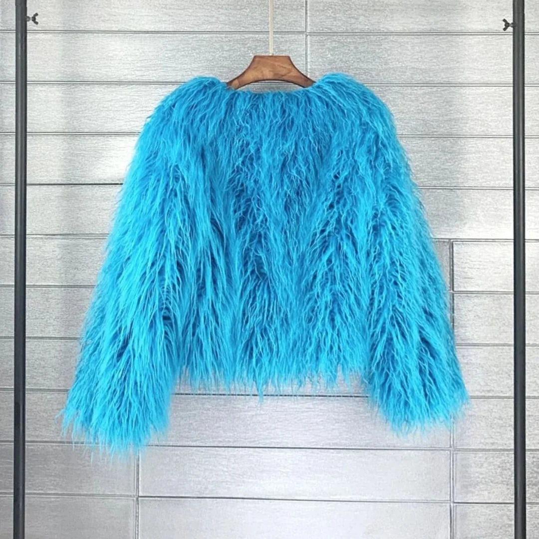 Women's voluminous faux fur coat, additional photo