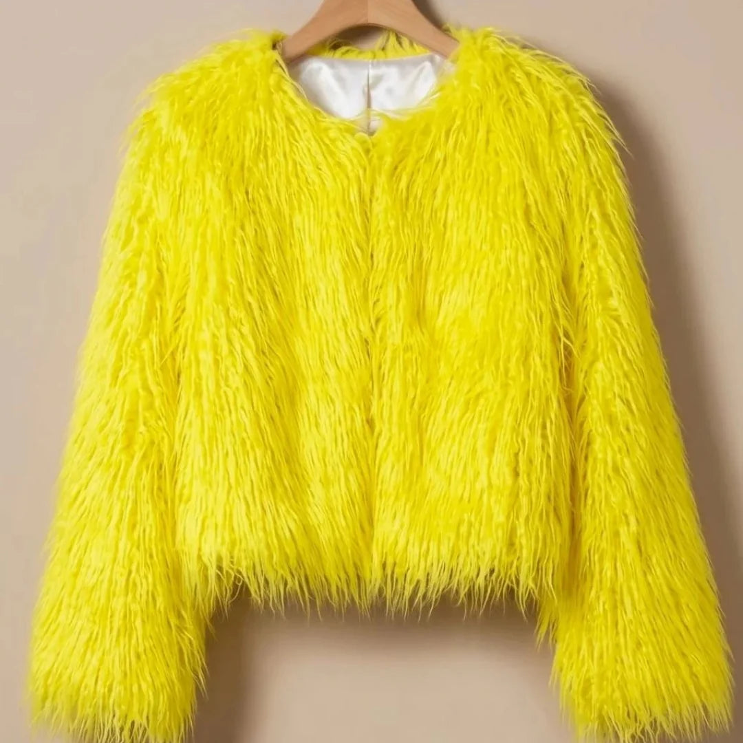 Women's voluminous faux fur coat in Yellow