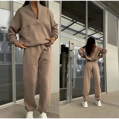 Women's half-zip loungewear set with joggers in beige