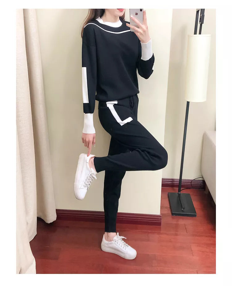 Black colorblock tracksuit set, side view