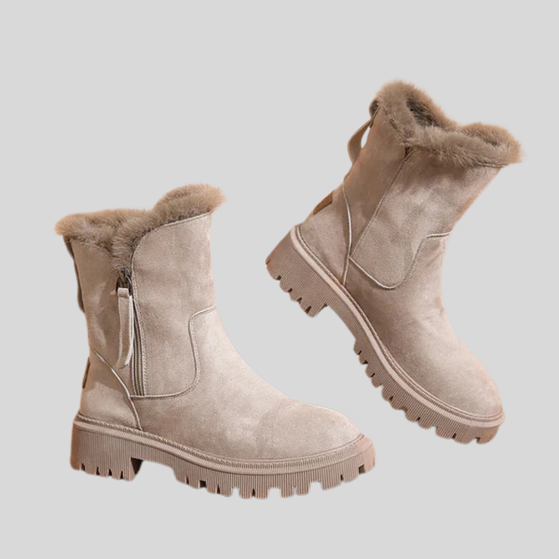 Women's beige faux fur-lined ankle boots with side zip and lug sole