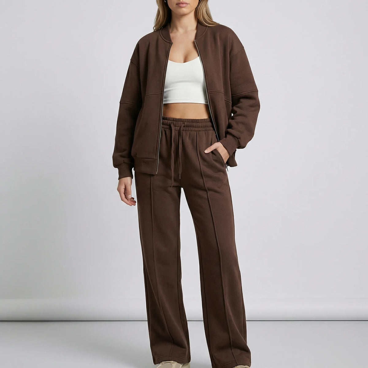 Women's zip-up jacket tracksuit set in brown