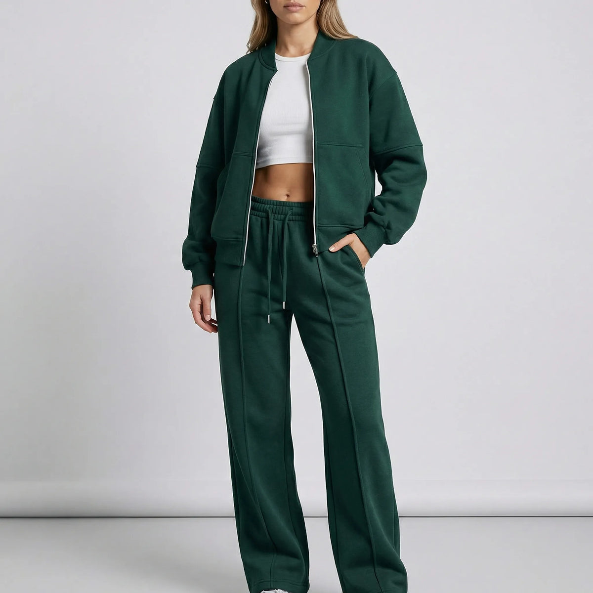 Women's zip-up jacket tracksuit set in green