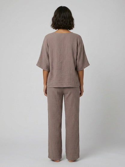 Chic Loungewear Set - Soft Polyester Matching Lounge Set with Batwing Sleeves 3