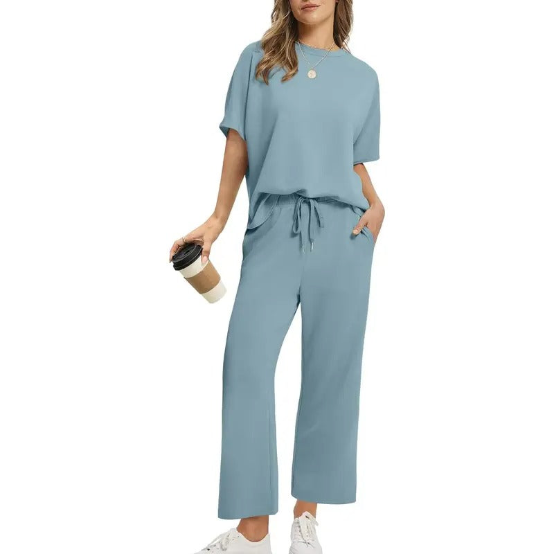 ComfortBlend - Women's 2 Piece Lounge Set with Oversized Top & Wide Leg Pants 1