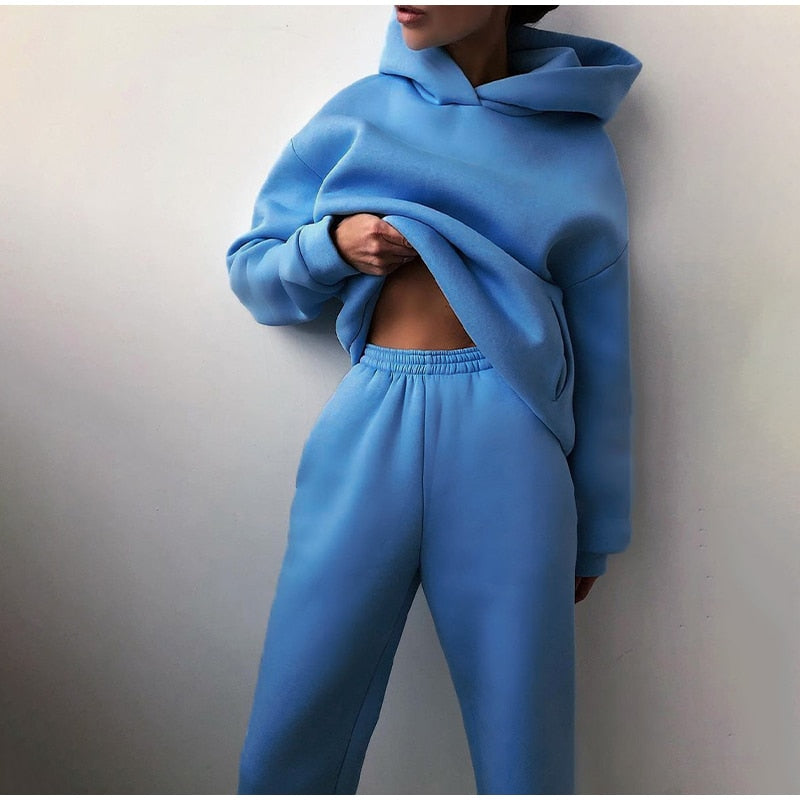 ComfortEase - Women's Jogging Suit Set, Soft Fabric, Relaxed Fit, Elastic Waistband 4