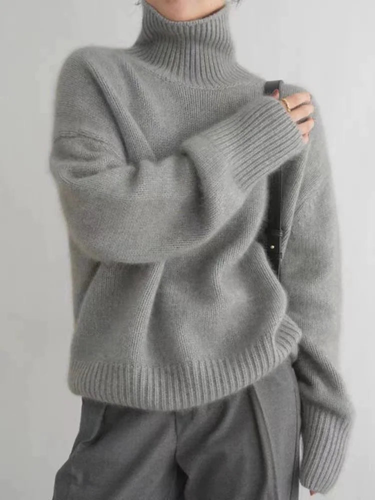 Cozy Ribbed Turtleneck Sweater - Relaxed Fit for Effortless Style 2