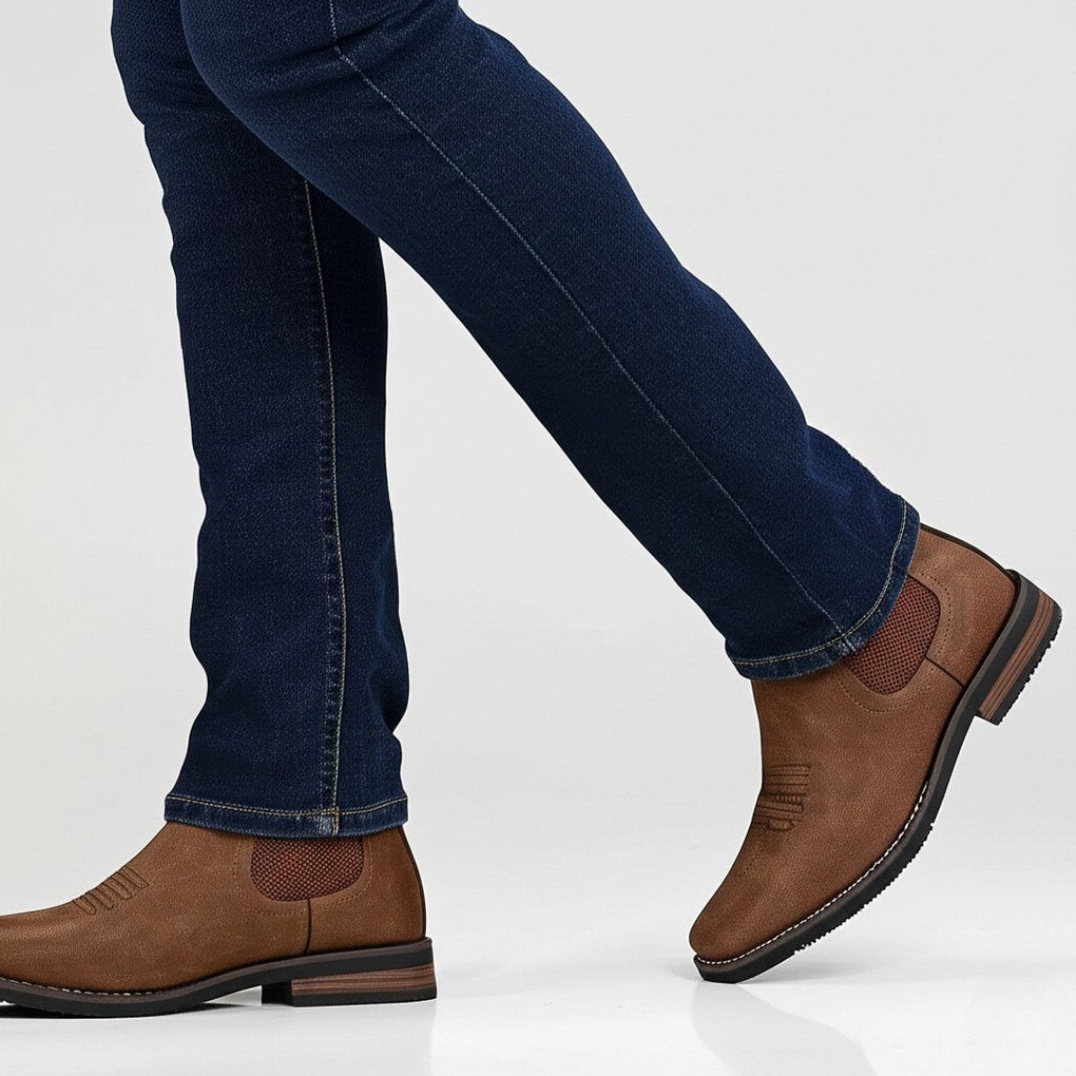 Daniel Western - Black Chelsea Boots With Elastic Side Panels & Stacked Heel 3