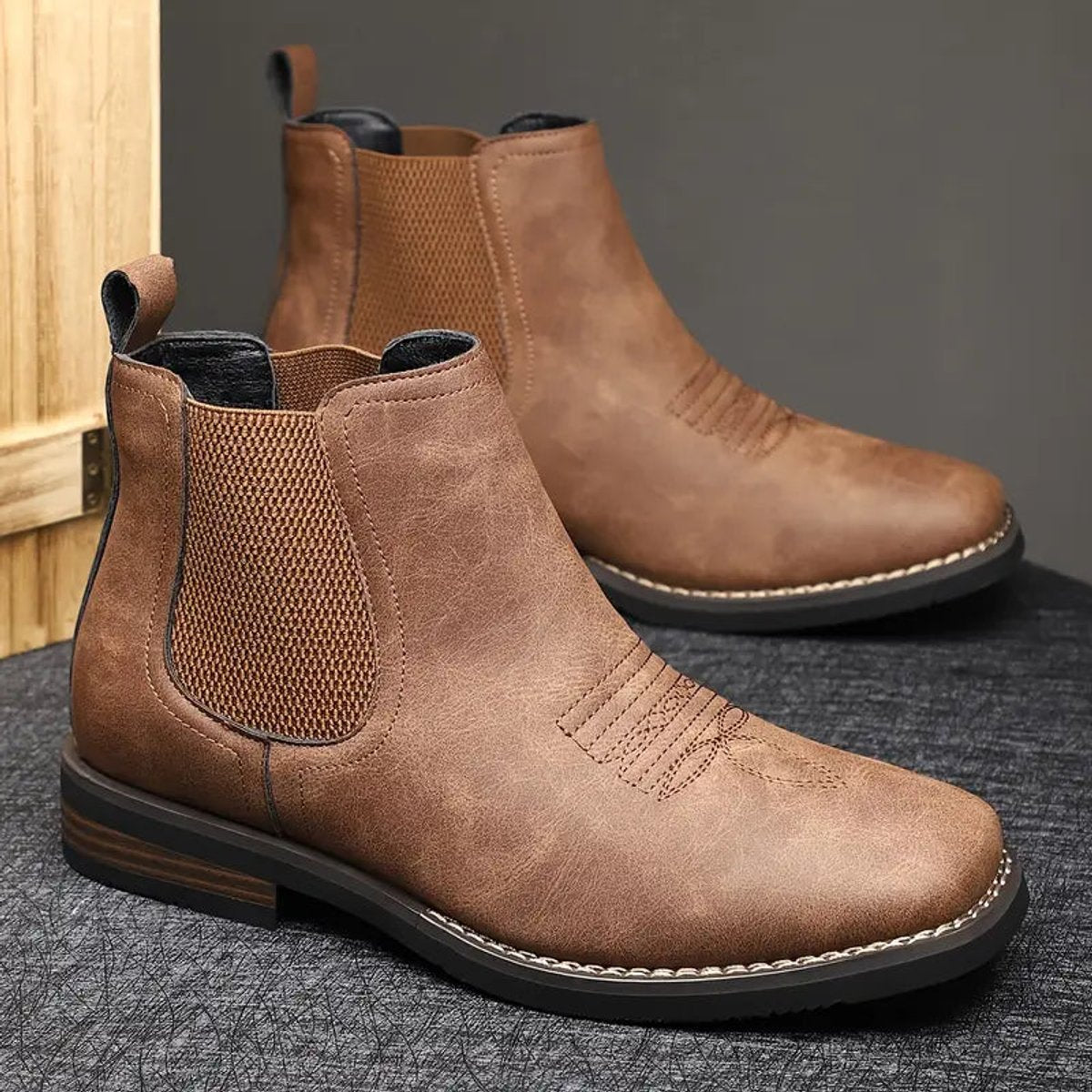Daniel Western - Black Chelsea Boots With Elastic Side Panels & Stacked Heel 4