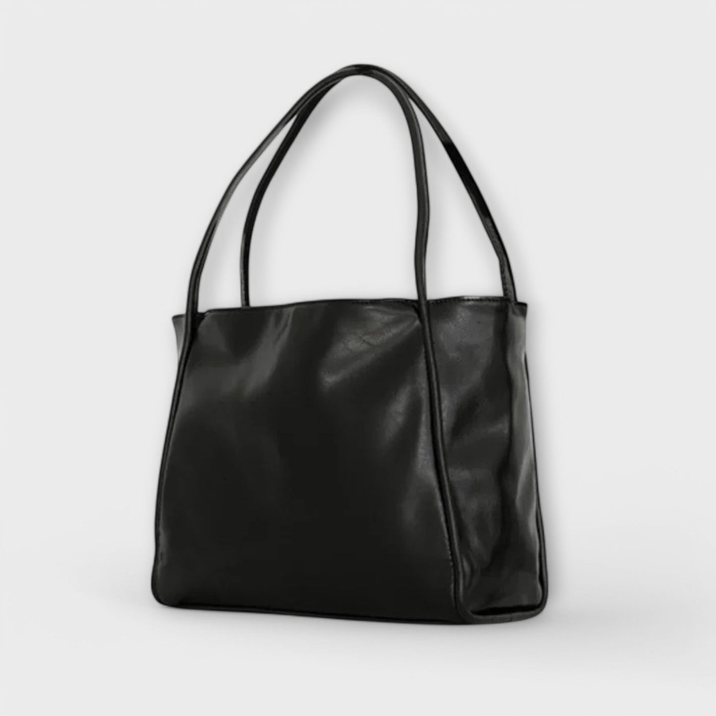 Freydis Handbag Spacious Minimalist Design with Comfortable Shoulder Straps 1
