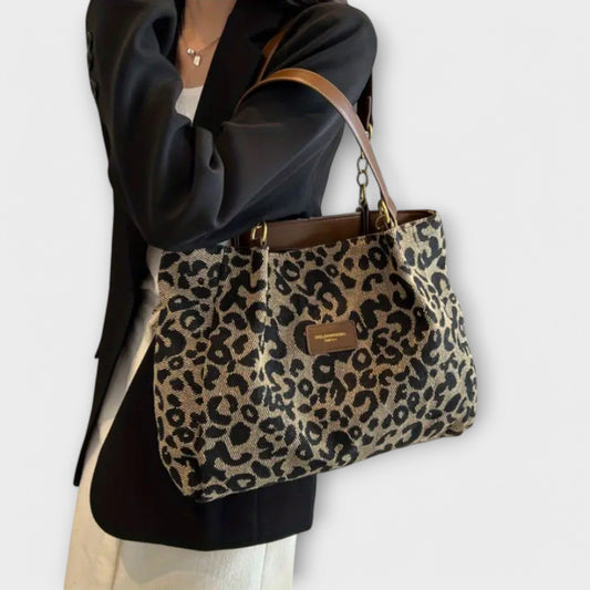 Gianna Boutique Leopard Canvas Crossbody Bag with Spacious Interior and Adjustable Strap 1
