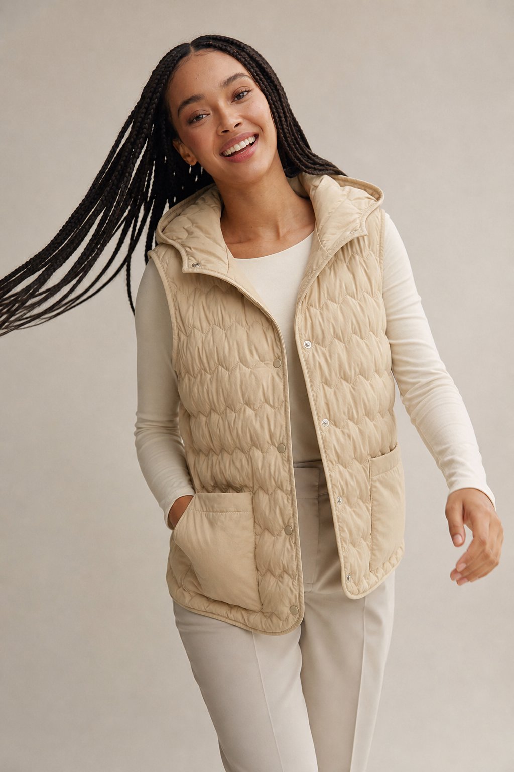 Gold Rush - Ultra-Light Hooded Puffer Vest with 90% Down Insulation 5