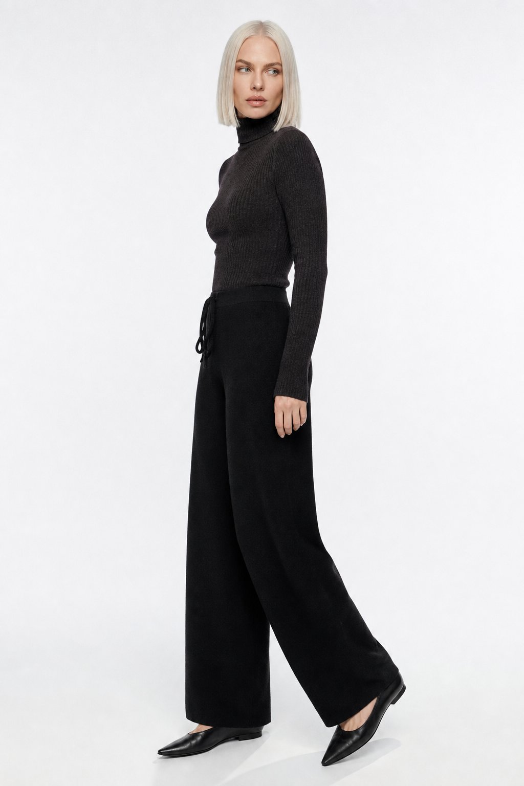 Hässleholm Sweats High-Waist Loose Fit Pants with Adjustable Elastic Waist and Warm Fabric Blend 5