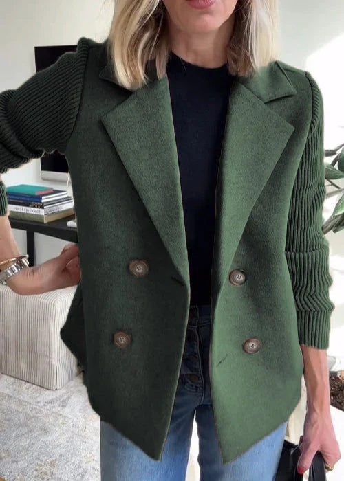 Lumière Tailored Coat - Streamlined Fit with Elegant Button Details 4