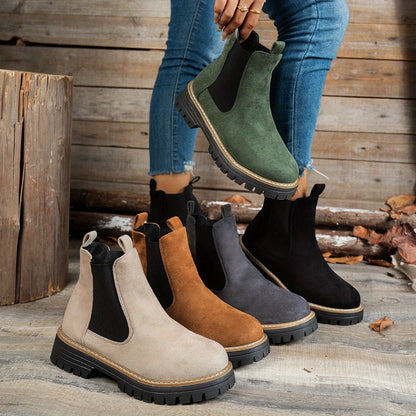 Mehetabel - Chelsea Platform Ankle Boots with Lug Sole and Slip-On Design 2