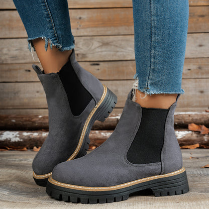 Mehetabel - Chelsea Platform Ankle Boots with Lug Sole and Slip-On Design 3