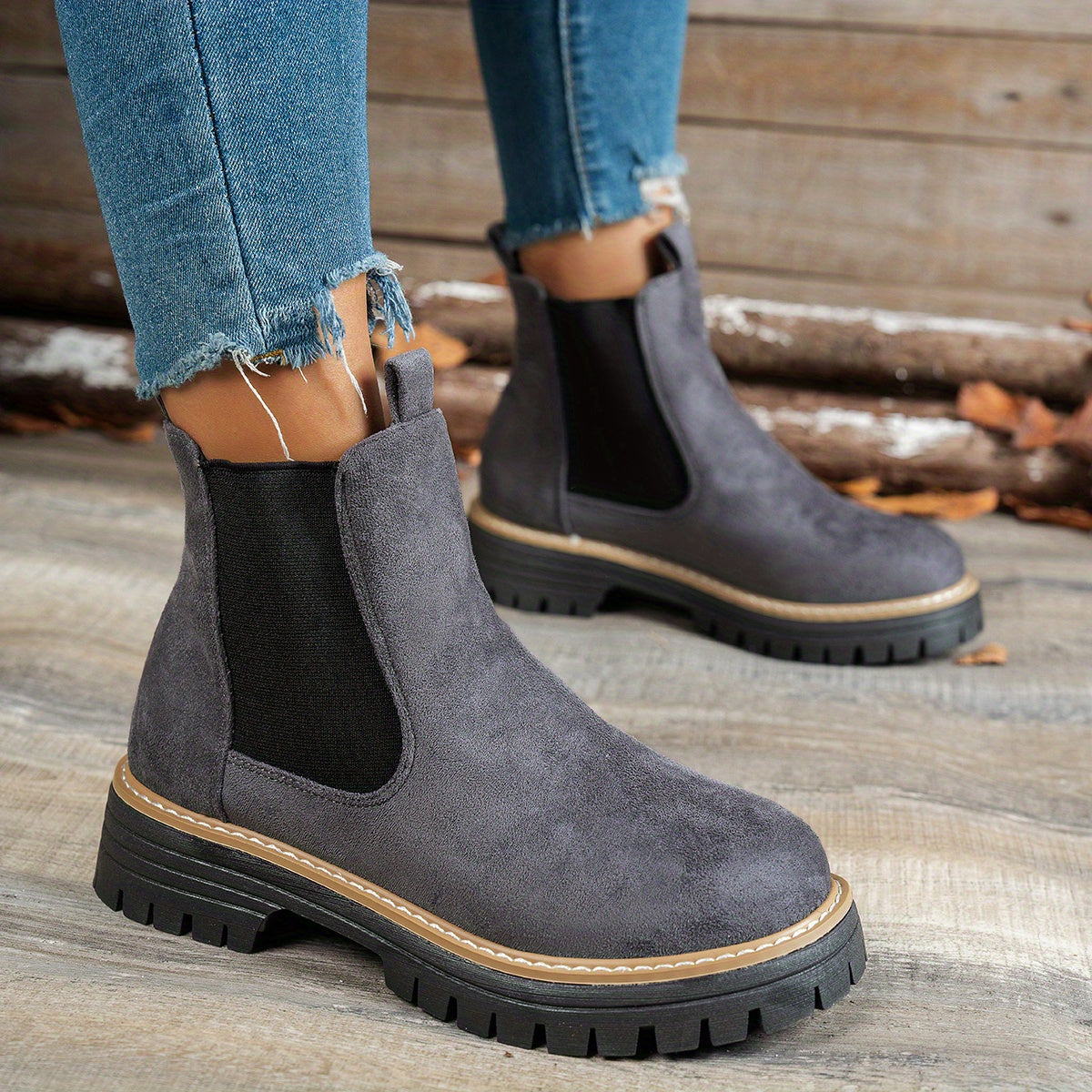 Mehetabel - Chelsea Platform Ankle Boots with Lug Sole and Slip-On Design 8