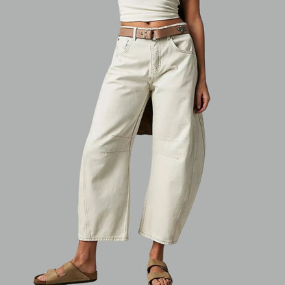 Olivia - High-Waist Baggy Jeans with Relaxed Fit and Barrel Leg Silhouette 4