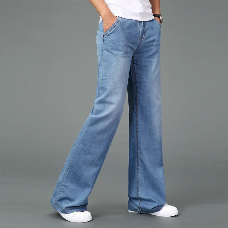Roberto Russo - Premium Denim Bootcut Jeans with Relaxed Fit & Retro Charm 1