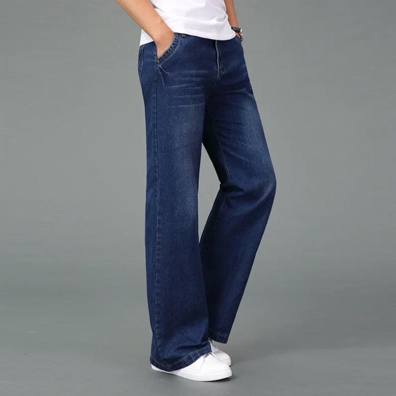 Roberto Russo - Premium Denim Bootcut Jeans with Relaxed Fit & Retro Charm 2