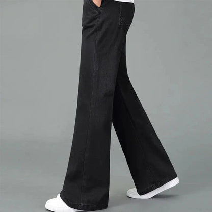 Roberto Russo - Premium Denim Bootcut Jeans with Relaxed Fit & Retro Charm 3