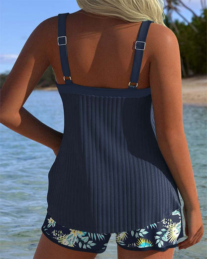 Stylish Striped Ribbed Tankini Set with Beach Shorts - Comfortable Swimwear 1
