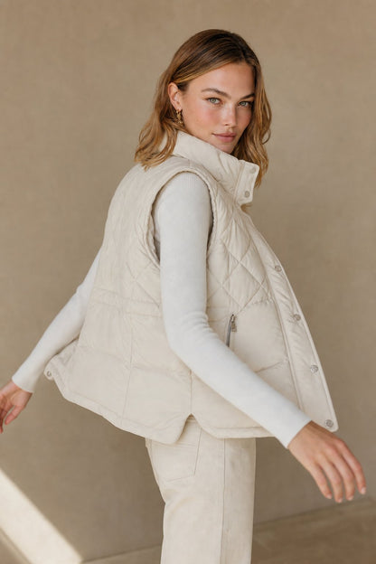 Tatum Quilted Vest - Lightweight Insulated Stand Collar Outerwear with Pockets 0