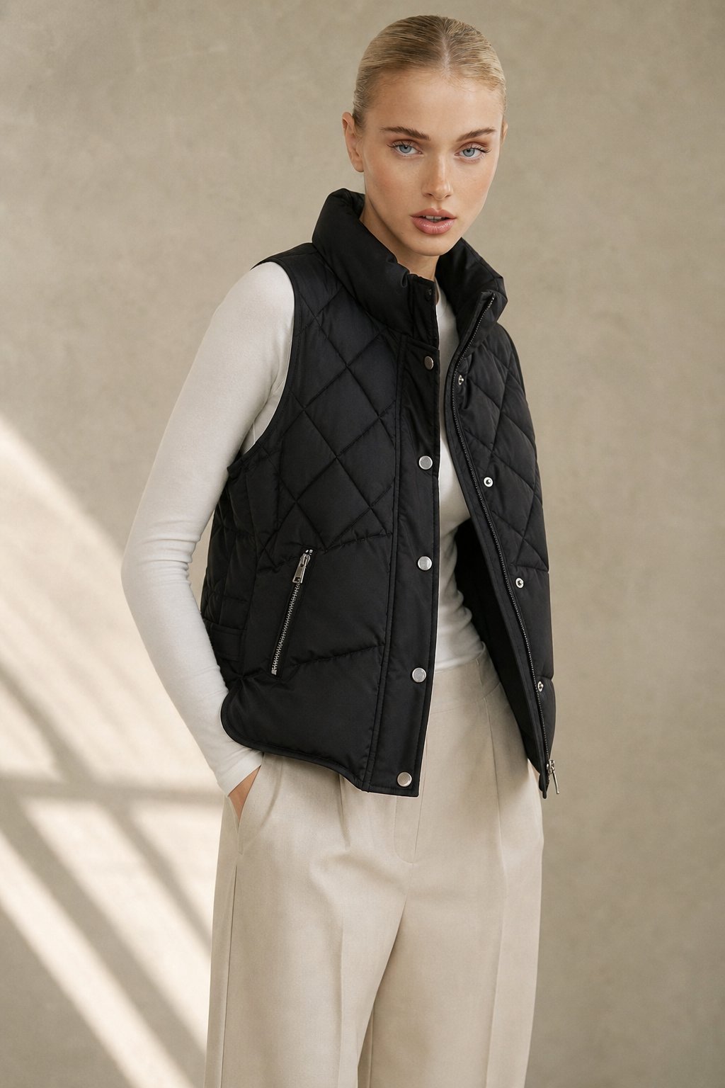 Tatum Quilted Vest - Lightweight Insulated Stand Collar Outerwear with Pockets 2