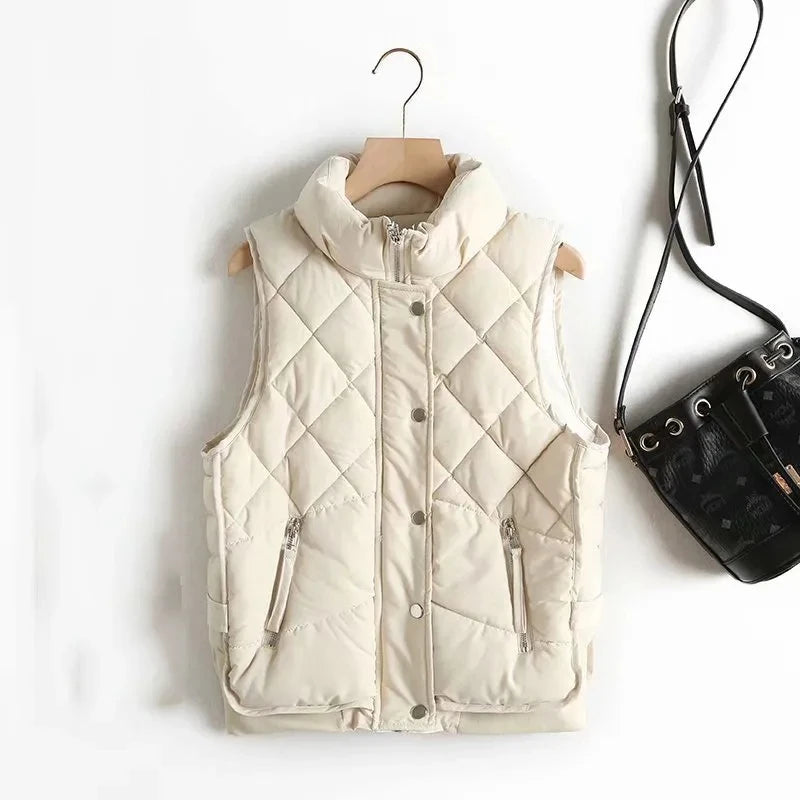 Tatum Quilted Vest - Lightweight Insulated Stand Collar Outerwear with Pockets 4