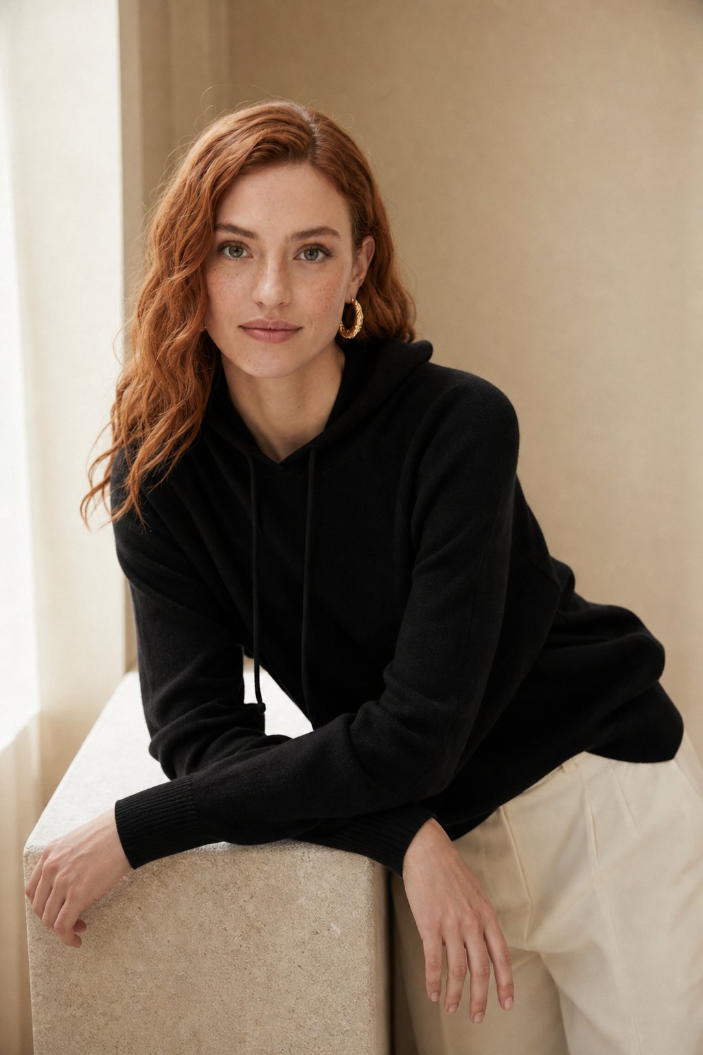 UrbanEase Classic Hoodie - Cashmere-Merino Wool Blend for Cozy Comfort 9