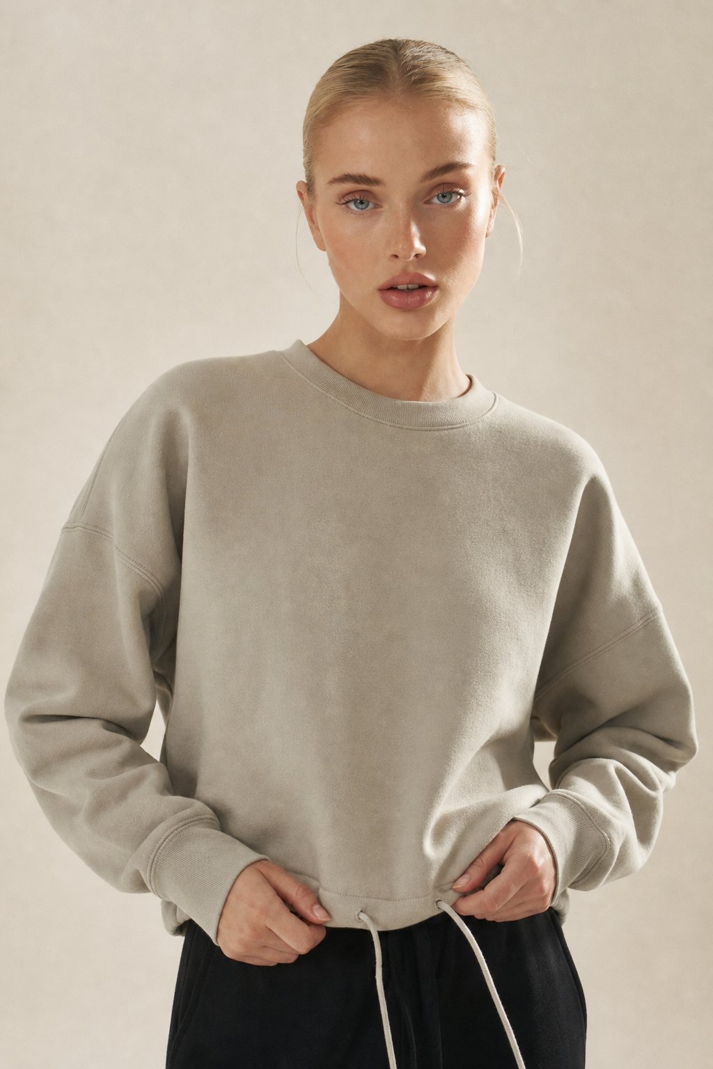 UrbanEase Oversized Cotton Hoodie Pullover with Adjustable Drawstring Hood 2
