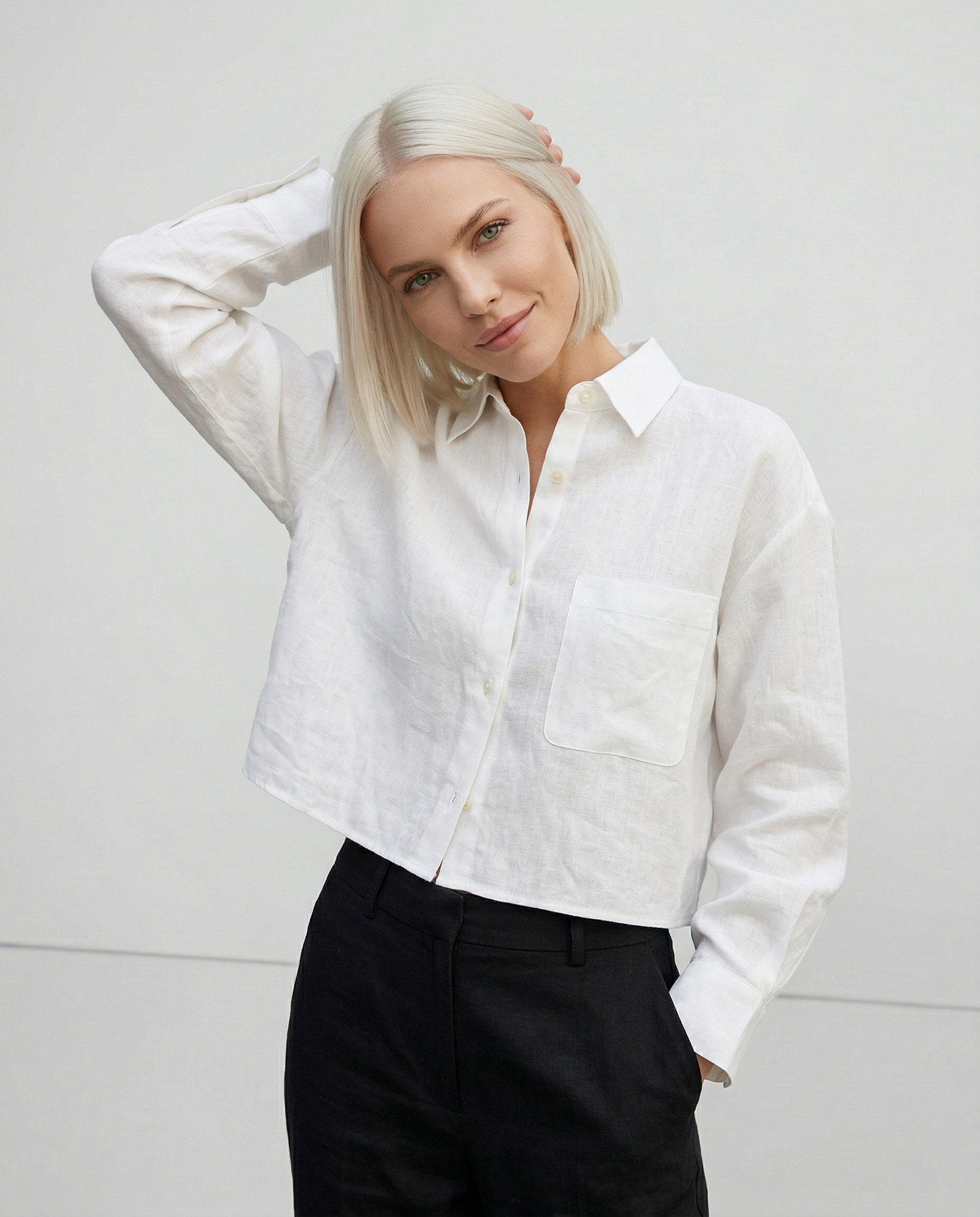 Verity - Cropped Oversized Long Sleeve Women's Shirt with Button-Down Collar 4