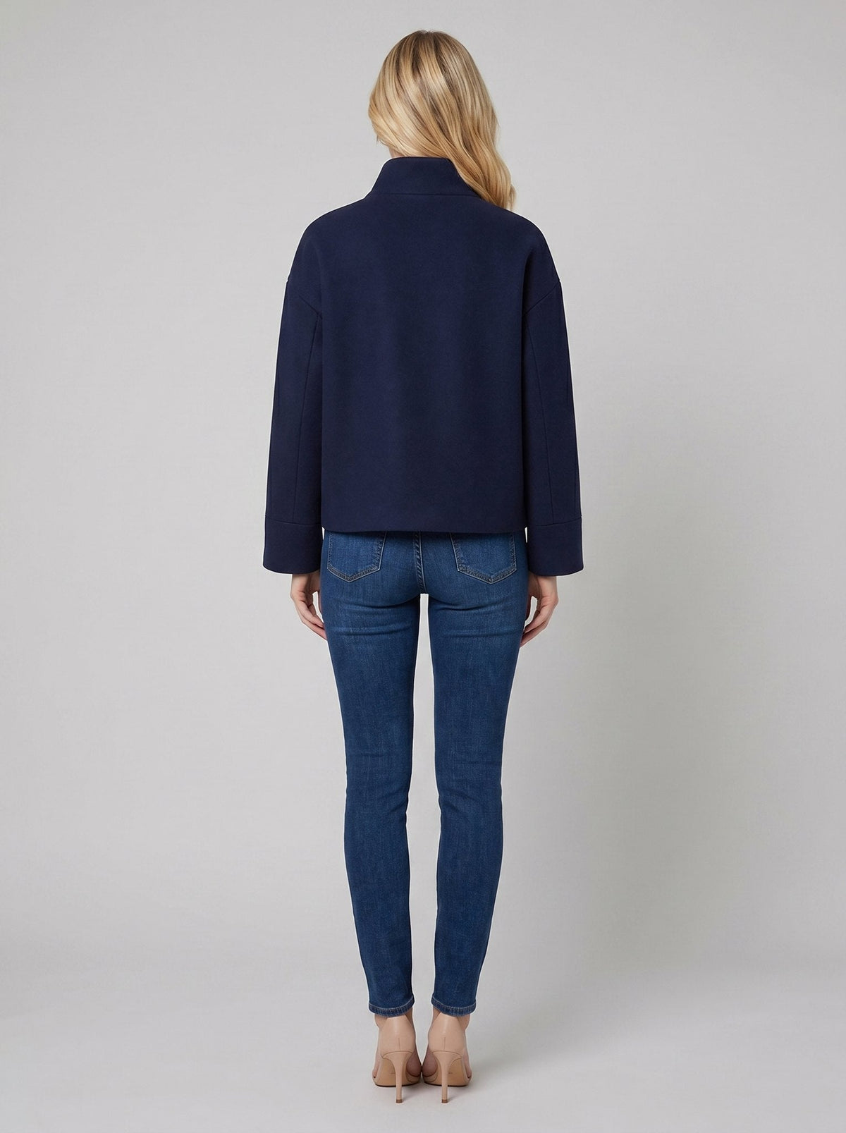 Virellea - Wool Blend Jacket with Boxy Silhouette and Cropped Length 5